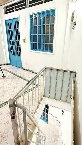 Cho thuê nhà hẻm 2m (XM) Bà Hom, P.14, Q.6 giá 7.5tr