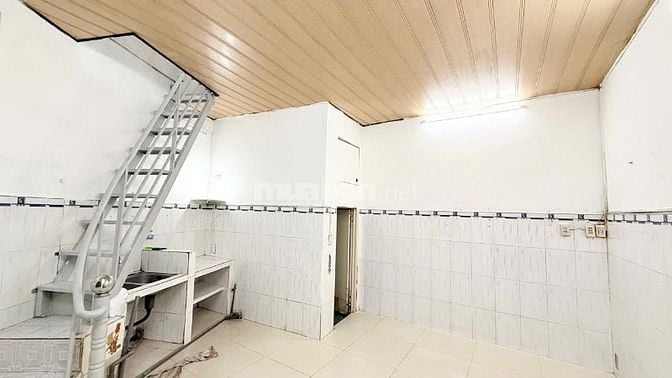 Cho thuê nhà hẻm 2m (XM) Bà Hom, P.14, Q.6 giá 7.5tr