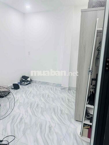 🏡Nhà cho thuê Hồ Thành Biên P4 Q8 Nhà rộng rãi, sạch đẹp,  hẻm  3 gac
