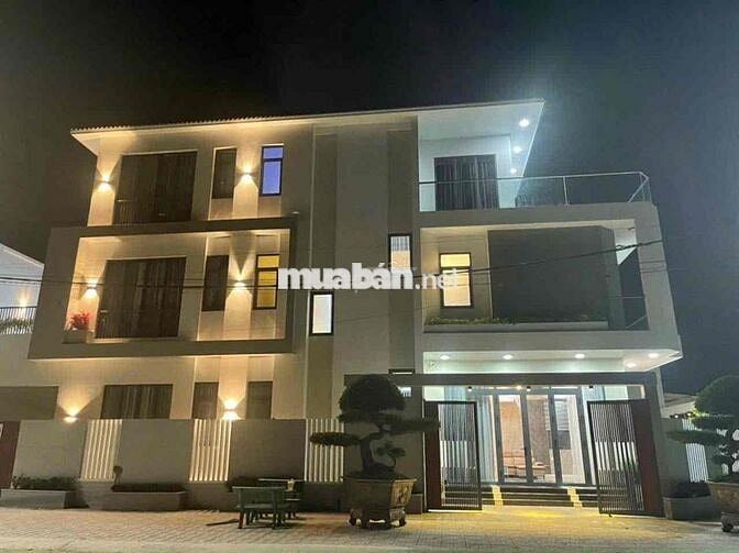 Nhà biệt thự tâm huyết 325m2 4PN 5WC Lôgóc KDC Tân Đức Đức Hoà Long An