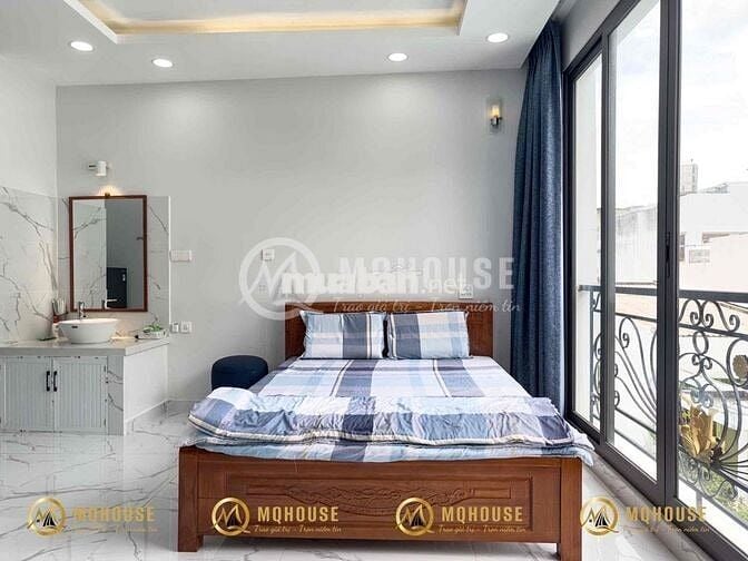 Ban Công 40m2 Ngay Đh Sư Phạm y Dược TP Hcm
