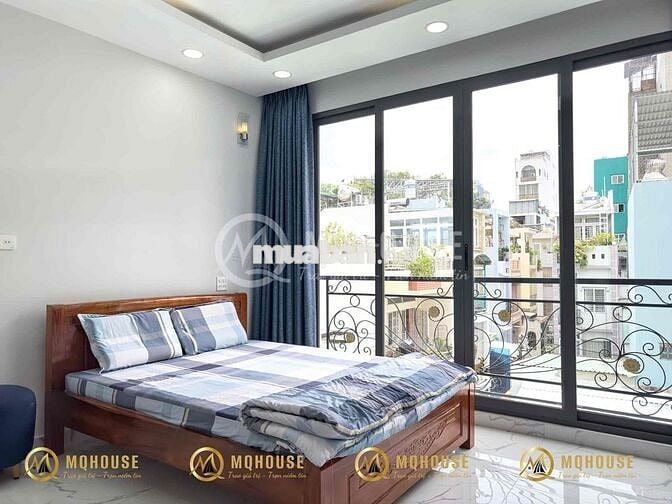 Ban Công 40m2 Ngay Đh Sư Phạm y Dược TP Hcm