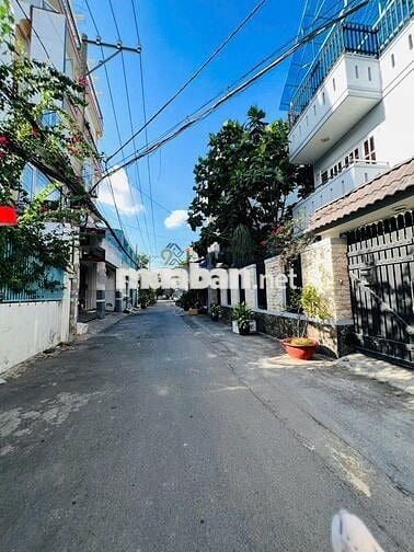 CẦN TIỀN BÁN GẤP LÔ ĐẤT HẺM XE HƠI ĐƯỜNG SỐ 17, DT: 58,4M2, NGANG 4,5M