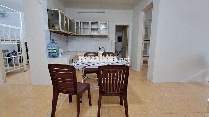 Cho sinh viên nữ thuê phòng đường Dương Quảng Hàm đủ tiện nghi