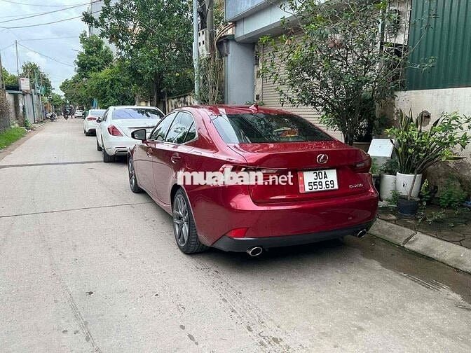 Lexus IS 2013 - 68000 km