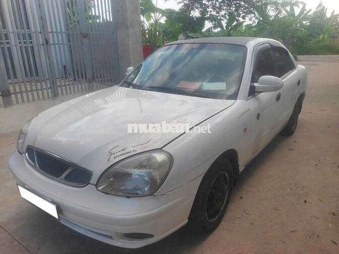 Daewoo Nubira 2001 – Máy 1.6 MT, xe gia đình