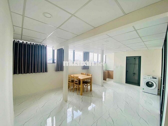 CĂN HỘ 2PN SIÊU RỘNG RÃI  - ngay HÀNG XANH - HUTECH, UEF, HỒNG BÀNG