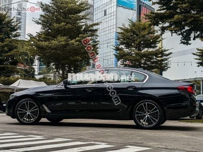 BMW 5 Series 520i 2023