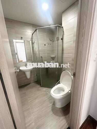 cần cho thuê căn hộ charm city  70m2, 2pn - 2wc .Gần full nt  6tr5