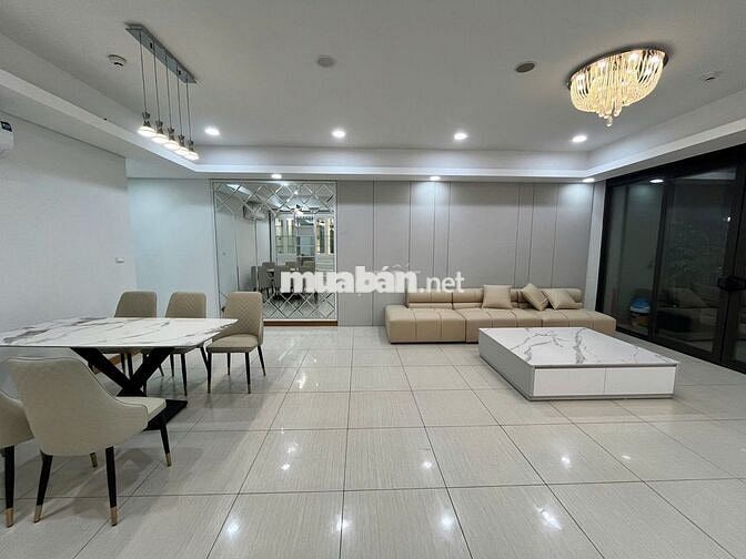 Vào luôn CH 198m2 3PN,1phụ full nội thất tại Dolphin Plaza giá 22tr/th