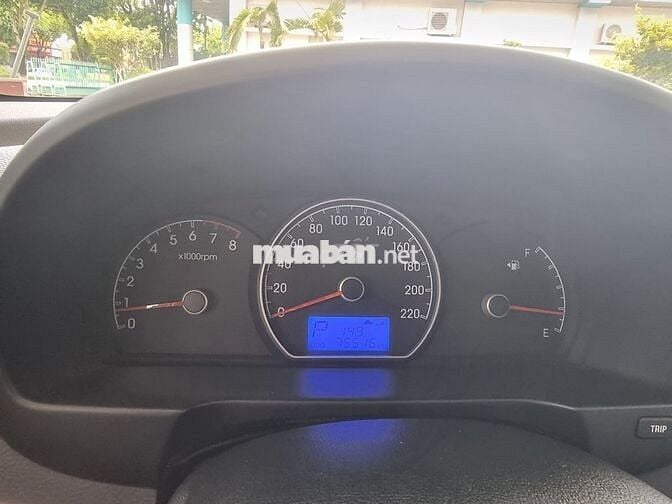 Hyundai Avante 2012 1.6 AT - 76000 km