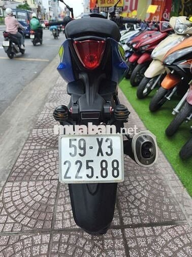 Suzuki Gsx-s150 2017 bs 59x3-22588