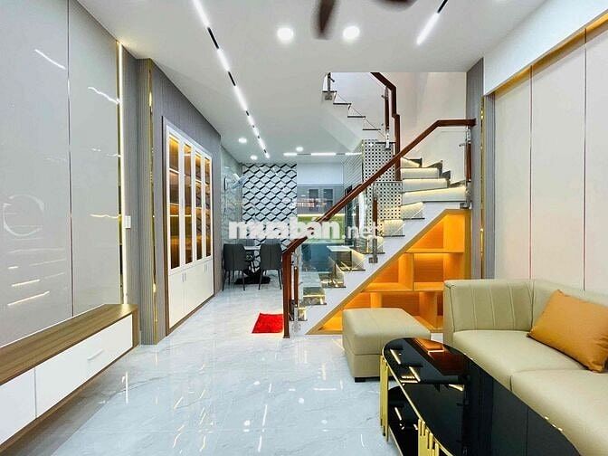 Nhà chính chủ cạnh công viên làng hoa GV, 1 trệt 1 lầu, full nội thất