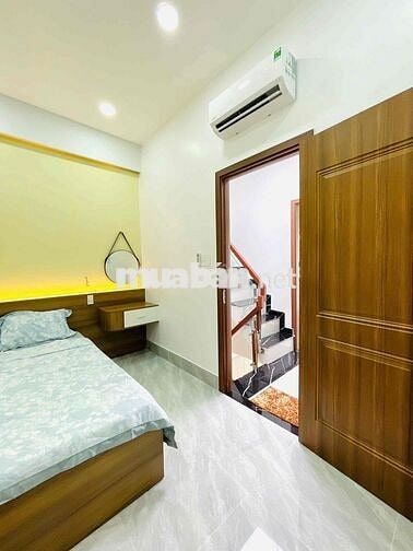 Nhà chính chủ cạnh công viên làng hoa GV, 1 trệt 1 lầu, full nội thất