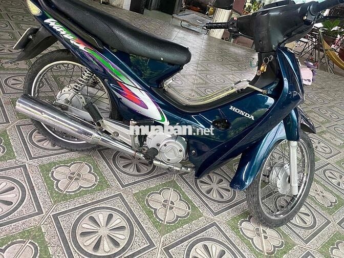 xe nguyên zin đầu nồi chưa cham còn rất đẹp