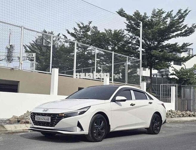 Hyundai Elantra 1.6 AT Đặc biệt 2024 - 18000km