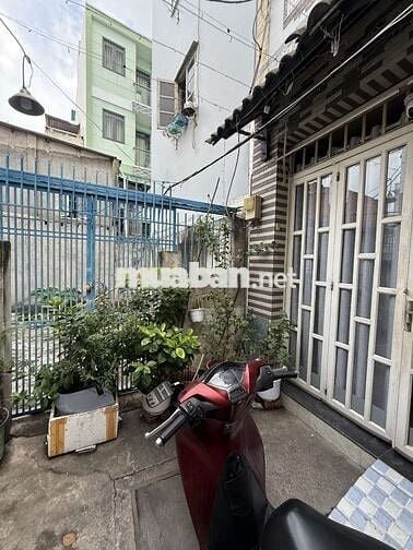 Quận 4, hàng hiếm, đất 110m2, KDC Hiện hữu( bao check), 6.8 tỷ