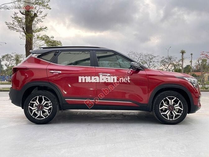 Kia Seltos sản xuất 2023 1.4 turbo luxury.