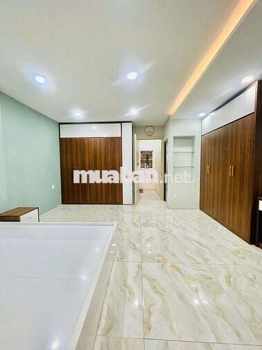Cho thuê nhà mới xây đẹp mặt tiền Đồng Nai, khu cư xá bắc hải, q10