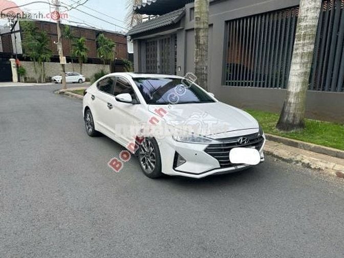 Hyundai Elantra 2.0 AT 2020