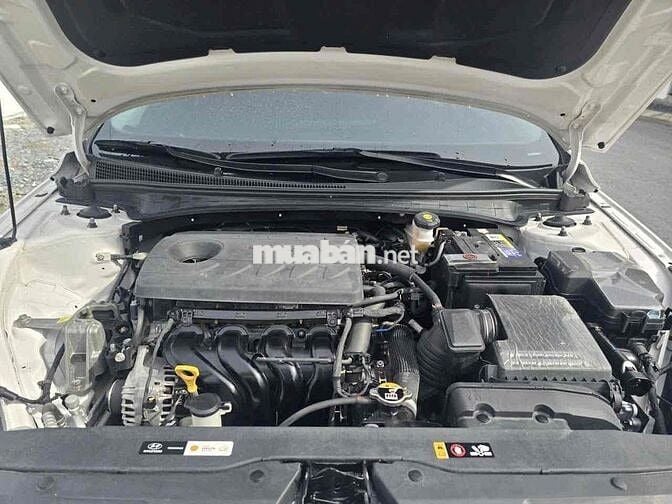 Hyundai Elantra 1.6 AT Đặc biệt 2024 - 18000km