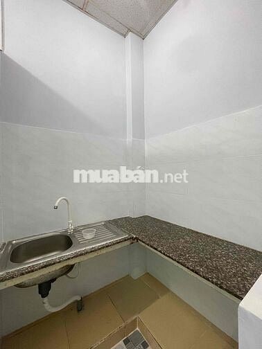 Cho thuê nhà mới sơn mới 90m2, gần Ngã tư Bình Thái,p.Trường Thọ 6tr