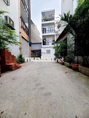 NHÀ 3 TẦNG ĐẸP — PHƯỜNG BÌNH HƯNG HÒA- ĐƯỜNG SỐ 11 (4,5m x 12m)