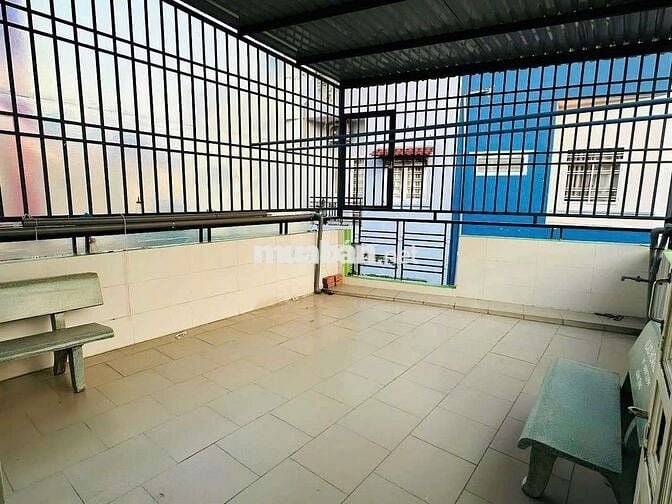 NHÀ 3 TẦNG ĐẸP — PHƯỜNG BÌNH HƯNG HÒA- ĐƯỜNG SỐ 11 (4,5m x 12m)