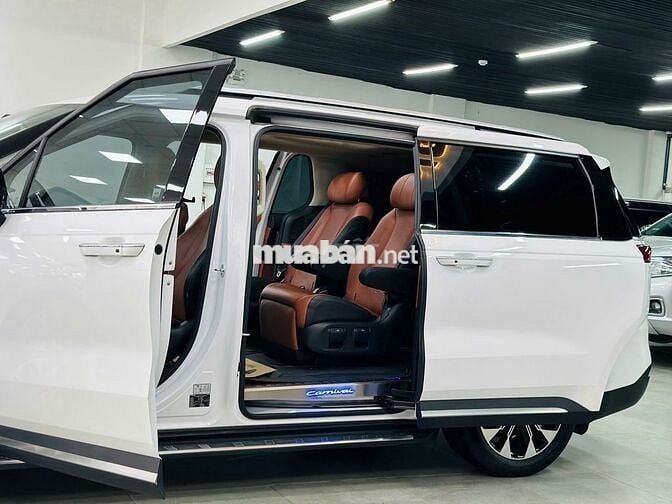 Kia Carnival Signature Model 2022 Full Dầu