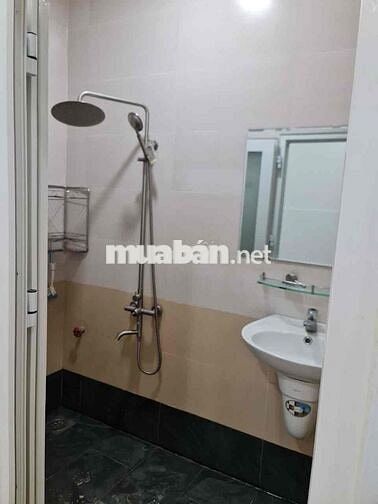 🔥🔥Nhà thuê 4PN, sẵn 4 máy lạnh, Lê Trọng Tấn, Tân Phú.