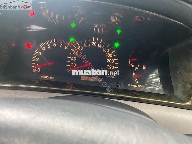 Toyota Corolla Altis 2002 – Xe đẹp, máy êm