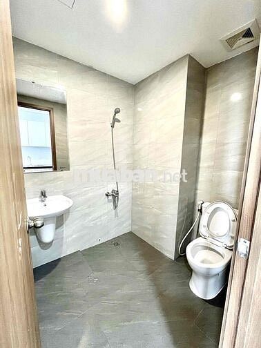 CHO THUÊ CĂN HỘ STUDIO CÓ RÈM 3,2TR CÓ HỒ BƠI, CÔNG VIÊN, GYM,… FREE