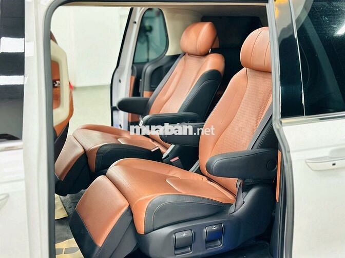 Kia Carnival Signature Model 2022 Full Dầu