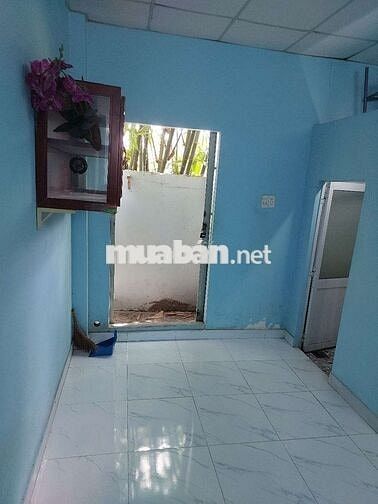 Nhà Long An cách Bình Chánh TP 450m có SHR cần bán!