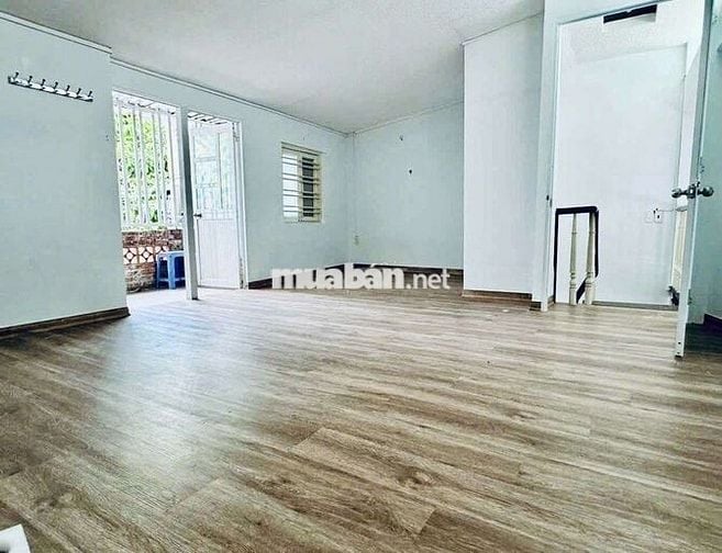 Nhà nc mt đuòng 6x10 tr L 1L trần kế xương P7 Q.phú nhuận