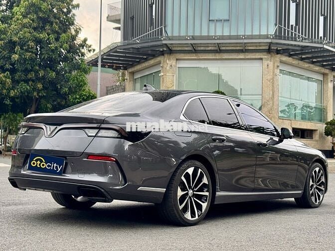 VinFast Lux A Premium 2019- Màu xám - 2v9km - BSTP