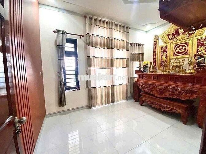 NHÀ 2 LẦU, 4.5 x14, HOÀN CÔNG, ĐƯỜNG NHỰA 7M, VỈA HÈ, DĨ AN, 4 ĐỒNG TL