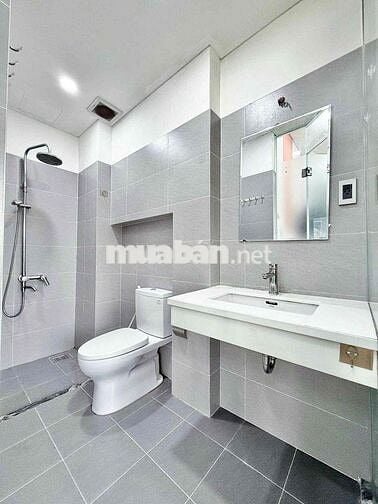 Khai trương căn hộ ban công rộng full nội thất Trần Quang Khải quận 1