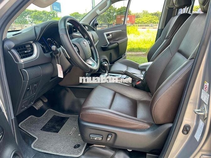 Fortuner xăng tự động 2020 lướt - xe đẹp đi ít
