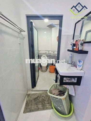 BÁN NHÀ HẺM XE TẢI LÊ VĂN QUỚI GẦN NGÃ TƯ XÃ GIÁ 5,75TỶ TL