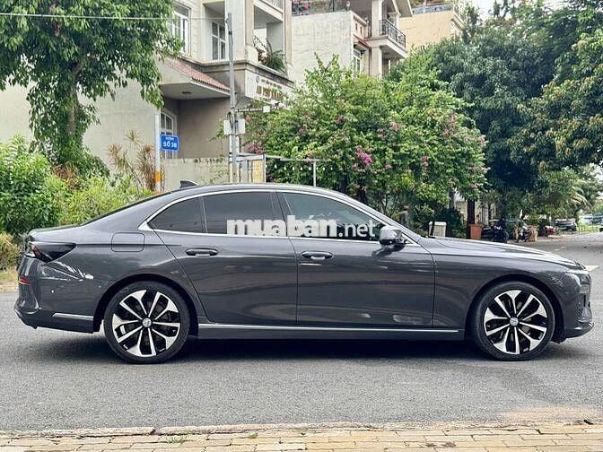 VinFast Lux A Premium 2019- Màu xám - 2v9km - BSTP