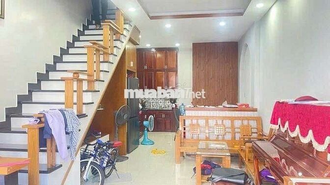 NHÀ 4 TẦNG ĐẸP — ĐƯỜNG 18 PHƯỜNG BÌNH HƯNG HÒA (4m x 10m)
