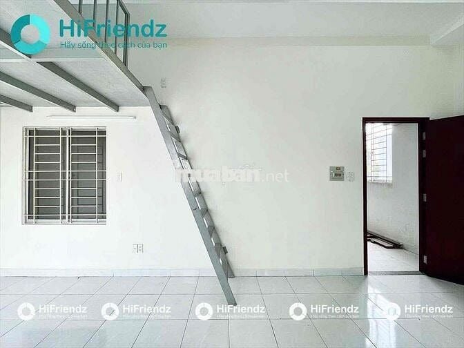 Phòng trọ duplex - Gác Cao - Ban công thoáng - Thang Máy - Cộng Hoà