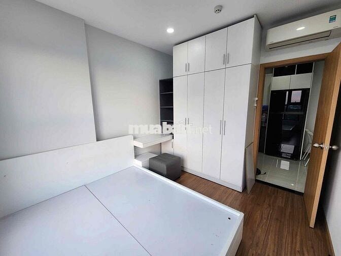 Chung cư Bcon 2 phòng ngủ 2WC full nội thất ngay Làng Đại Học, Thủ Đức