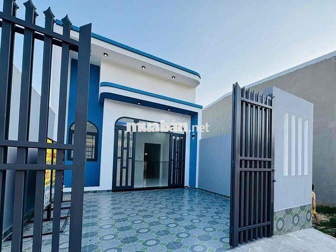 Chủ đang kẹt tiền cần bán gấp căn Villa cấp bốn siêu đẹp sổ hồng riêng