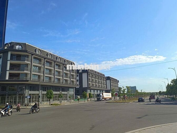 Nhà ở Shophouse, 102m2, 5 phòng ngủ, đường Võ Nguyên Giáp, Q.Thuận Hóa