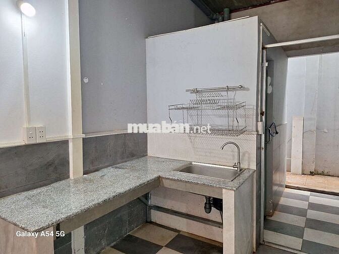 MB,MT,ĐNB,DTSD:32M² RIÊNG BIỆT KO CHUNG CHỦ KV ĐÔNG DÂN CƯ SÂN RỘNG
