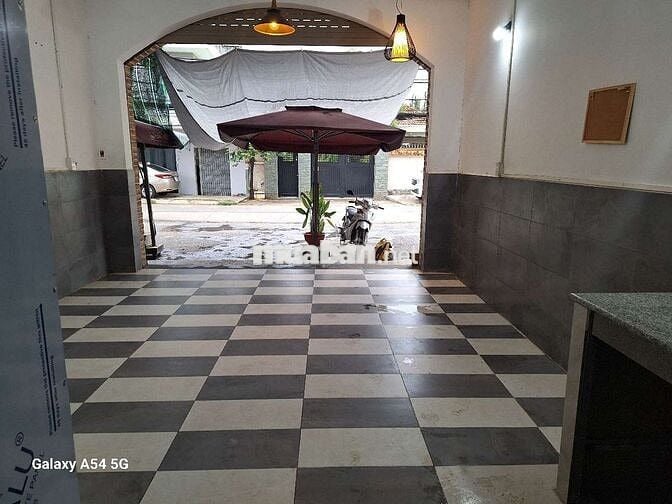 MB,MT,ĐNB,DTSD:32M² RIÊNG BIỆT KO CHUNG CHỦ KV ĐÔNG DÂN CƯ SÂN RỘNG