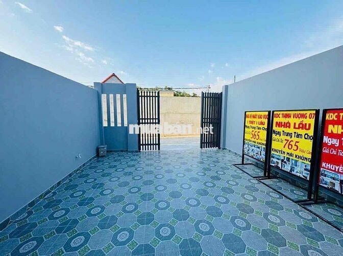 Chủ đang kẹt tiền cần bán gấp căn Villa cấp bốn siêu đẹp sổ hồng riêng