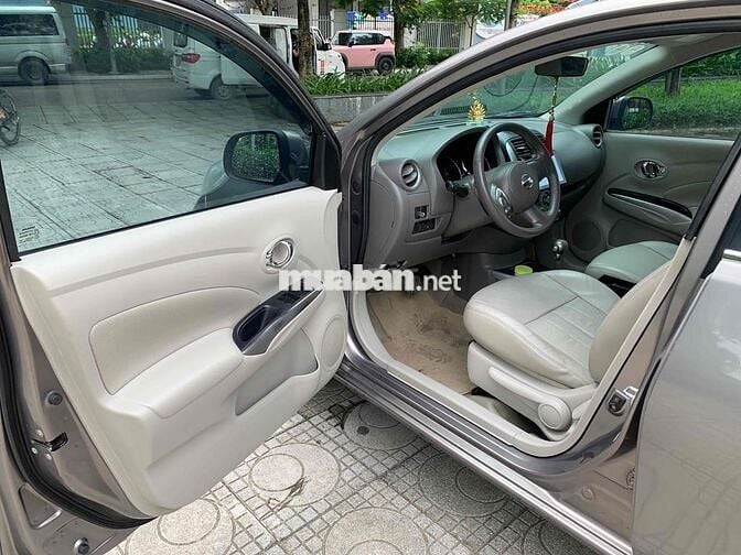 Em cần bán  Nissan Sunny 2015 1.5 XV
